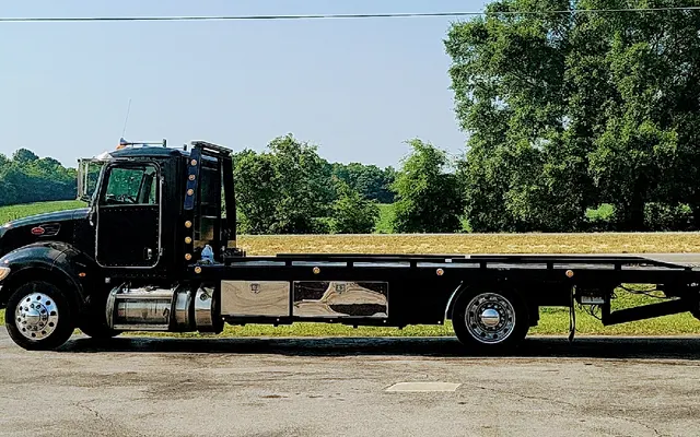 Photo of Carr Towing and Repair, an auto repair shop in Killen, AL