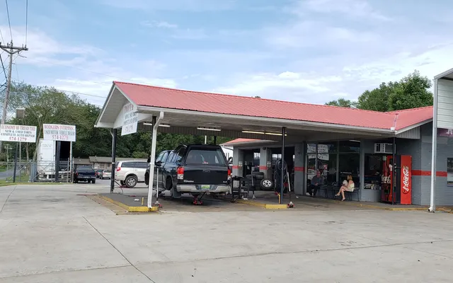 Photo of Economy Hi-Tread Tire Center, an auto repair shop in Scottsboro, AL