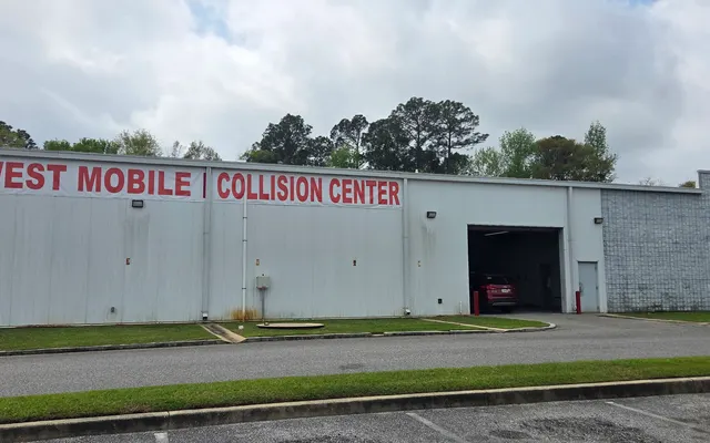 Photo of Palmer's Toyota Collision Center, an auto repair shop in Mobile, AL