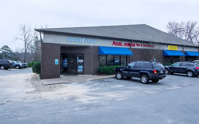 Photo of Moore & Robinson, Inc. Tire and Service Center, an auto repair shop in Little Rock, AR