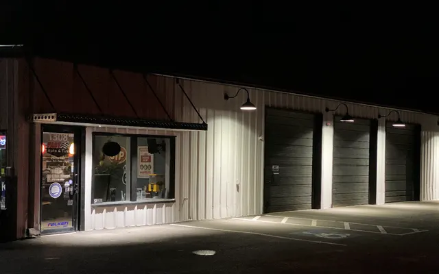 Photo of Fast Auto & Tire, an auto repair shop in Bentonville, AR