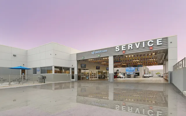 Photo of Peoria Ford Service, an auto repair shop in Peoria, AZ