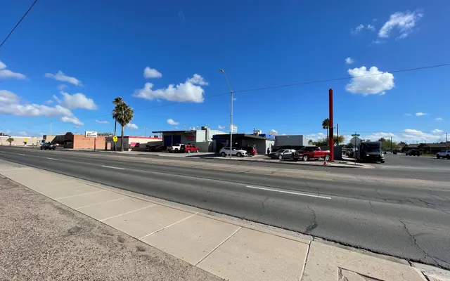 Photo of Dreamline Collision Center, an auto repair shop in Coolidge, AZ