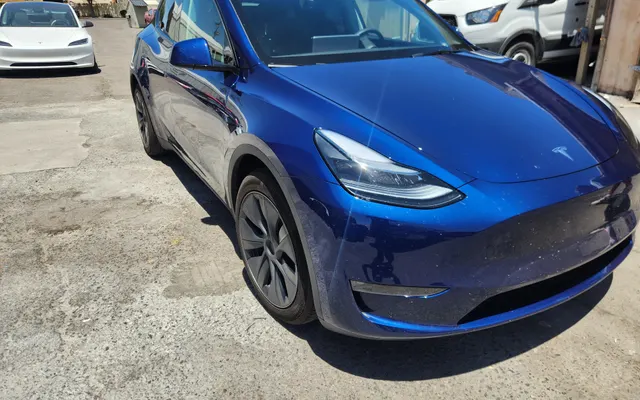 Photo of Tesla Collision Specialists, an auto repair shop in Phoenix, AZ