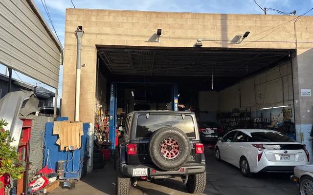 Photo of Golden Eye Brake & Alignment, an auto repair shop in Van Nuys, CA