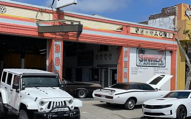 Photo of Sin-Mex Auto Body, an auto repair shop in Oakland, CA