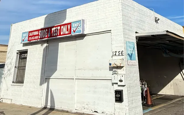 Photo of California Smog & Test Only, an auto repair shop in Glendale, CA