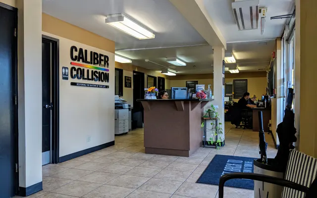 Photo of Caliber Collision, an auto repair shop in Mountain View, CA