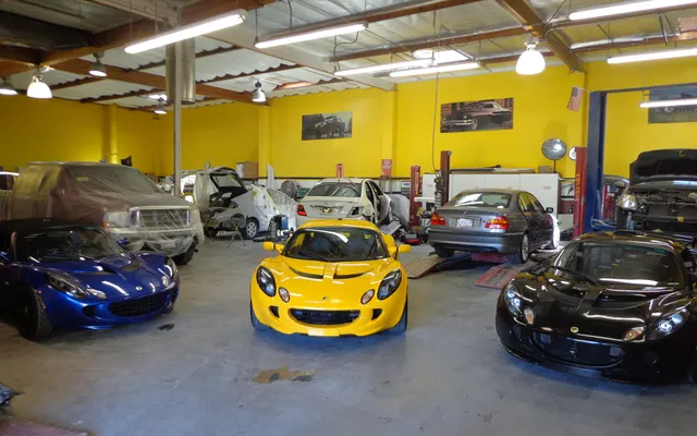 Photo of United Collision Center, an auto repair shop in Mountain View, CA