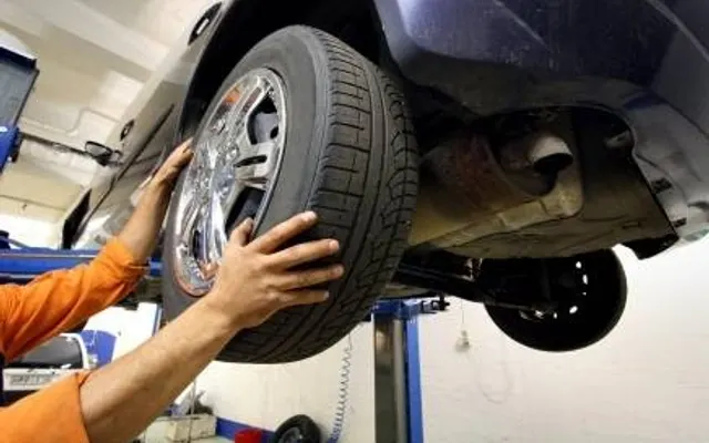 Photo of Valencia Discount Automotive, an auto repair shop in Newhall, CA
