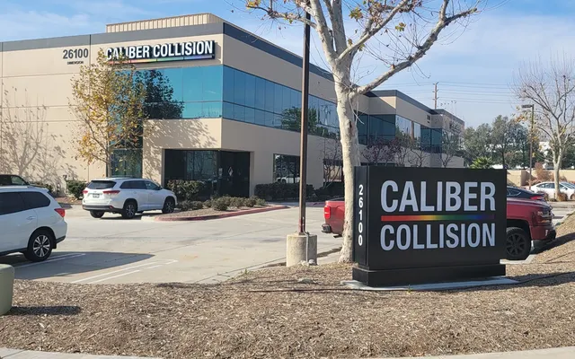 Photo of Caliber Collision, an auto repair shop in Lake Forest, CA