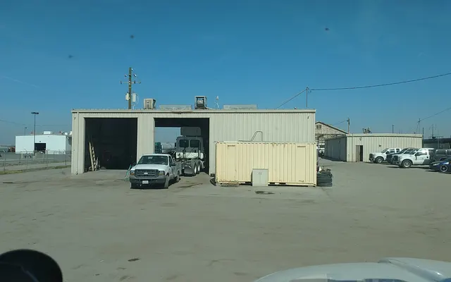 Photo of Elite Truck Repair Inc, an auto repair shop in Bakersfield, CA