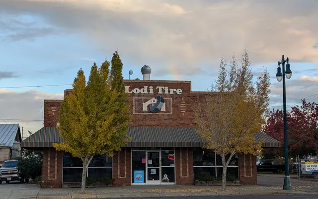 Photo of Ken Lungs Lodi Tire Service Inc., an auto repair shop in Lodi, CA