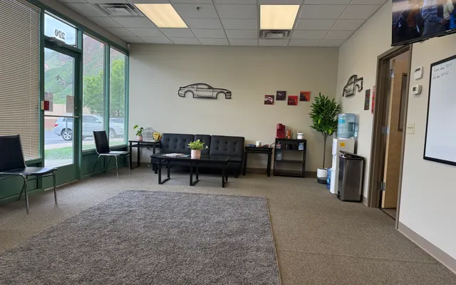 Photo of ACS Custom Auto Glass Boutique, an auto repair shop in Glenwood Springs, CO