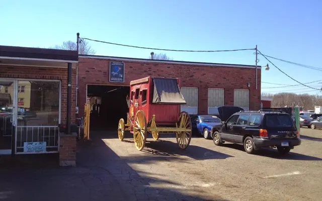 Photo of M&R Auto LLC, an auto repair shop in East Hartford, CT