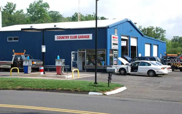 Photo of Country Club Garage, an auto repair shop in Wallingford, CT