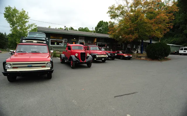 Photo of Murray Brothers Garage, an auto repair shop in Woodbury, CT