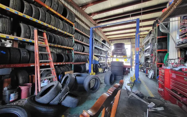 Photo of E&R Used Tire & Mechanic Shop, an auto repair shop in Haines City, FL