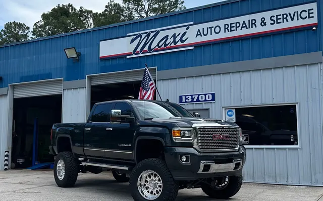 Photo of Maxi's Mechanics Auto Repair & Service - Hodges, an auto repair shop in Jacksonville, FL
