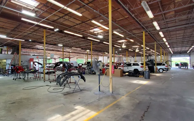 Photo of Jerry Ulm Collision Center, an auto repair shop in Tampa, FL