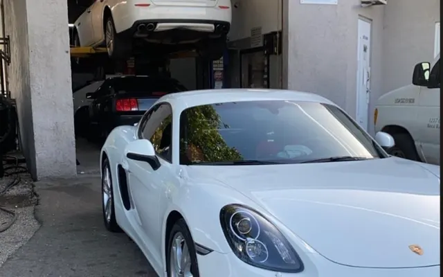 Photo of 2 J's Auto Service, an auto repair shop in Pompano Beach, FL