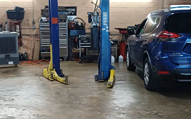 Photo of Auto service Kike, an auto repair shop in Hialeah, FL