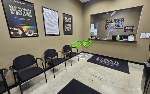 Photo of Caliber Collision, an auto repair shop in Miami, FL