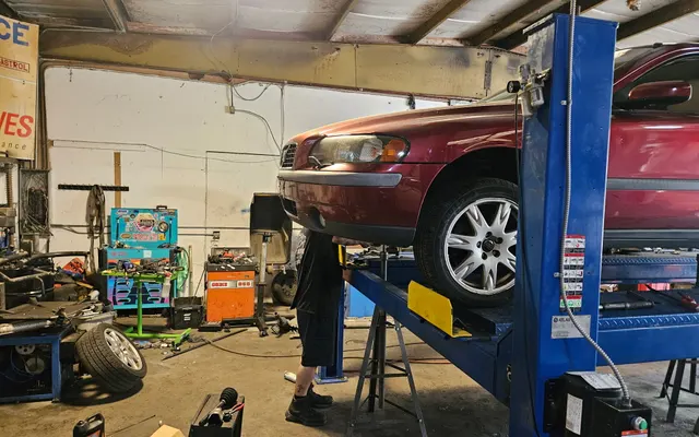Photo of Reynolds Automotive & Diesel Services Inc, an auto repair shop in Leesburg, FL