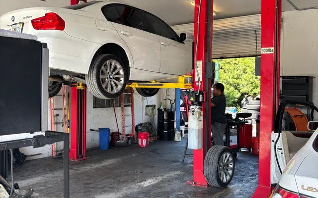 Photo of Horizon Tires and Car Service, an auto repair shop in Tampa, FL