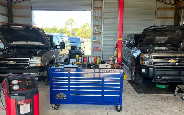 Photo of Robbys Automotive, an auto repair shop in Lakewood Ranch, FL