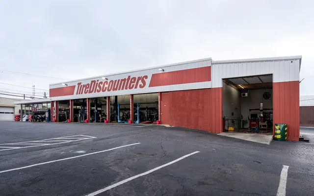 Photo of Tire Discounters, an auto repair shop in Dalton, GA