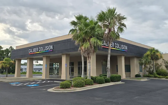 Photo of Caliber Collision, an auto repair shop in Brunswick, GA