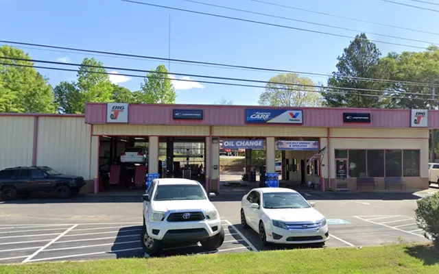 Photo of University Tire, an auto repair shop in Dawsonville, GA