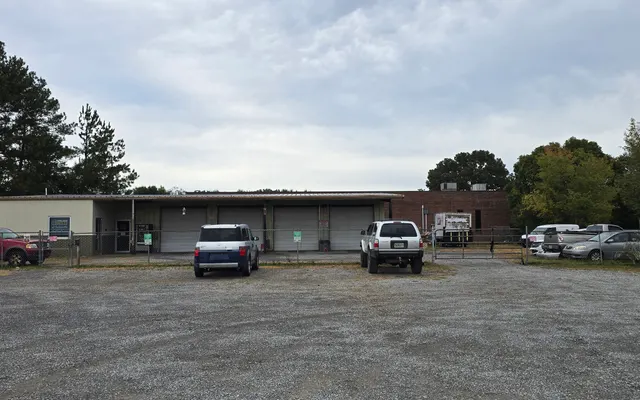 Photo of US 41 Willy’s Garage, an auto repair shop in Cartersville, GA