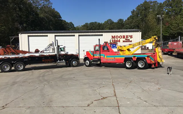 Photo of Moore's Truck & Auto/ Moore's Towing, an auto repair shop in Dallas, GA
