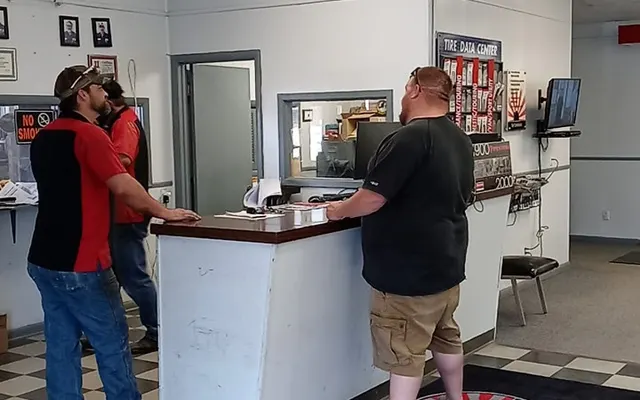 Photo of Country Tire, an auto repair shop in Shenandoah, IA