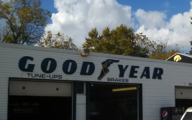Photo of Dodge St. Tire & Auto, an auto repair shop in Iowa City, IA