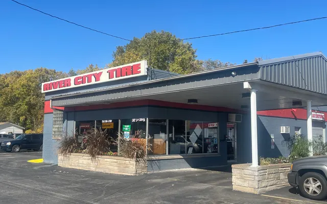 Photo of River City Tire & Automotive, an auto repair shop in Davenport, IA