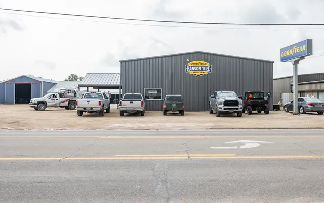 Photo of Hanson Tire Service, an auto repair shop in Cresco, IA