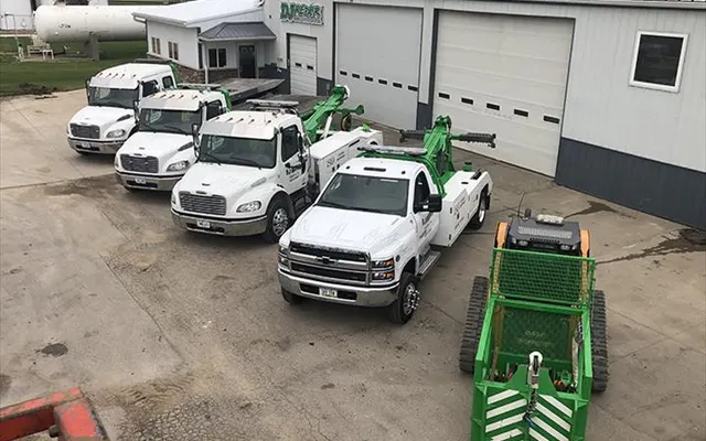 Photo of DJ Repair & 24 Hour Towing, an auto repair shop in Manchester, IA