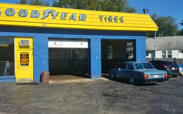 Photo of Velasquez Performance Exhaust, an auto repair shop in Villa Park, IL