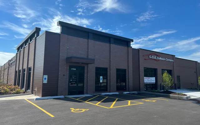 Photo of CDE Collision Centers - Tinley Park, an auto repair shop in Tinley Park, IL