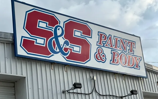 Photo of S&S Paint & Body Inc., an auto repair shop in Bloomington, IL