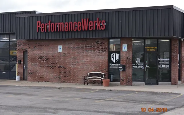 Photo of PerformanceWerks Auto Clinic Inc, an auto repair shop in Aurora, IL