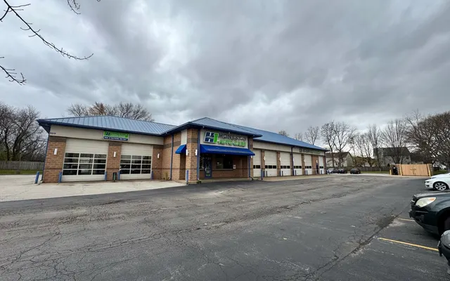 Photo of Honest-1 Auto Care, an auto repair shop in Aurora, IL
