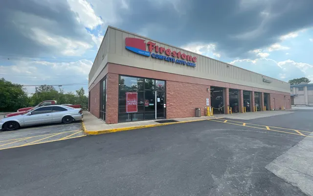 Photo of Firestone Complete Auto Care, an auto repair shop in Glen Ellyn, IL
