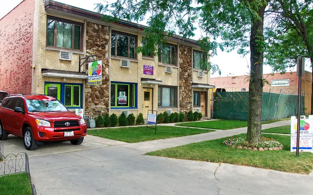 Photo of Sam's Auto Repair and Body Shop, an auto repair shop in Evanston, IL