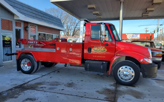 Photo of Tony's Standard Service, Inc., an auto repair shop in South Beloit, IL