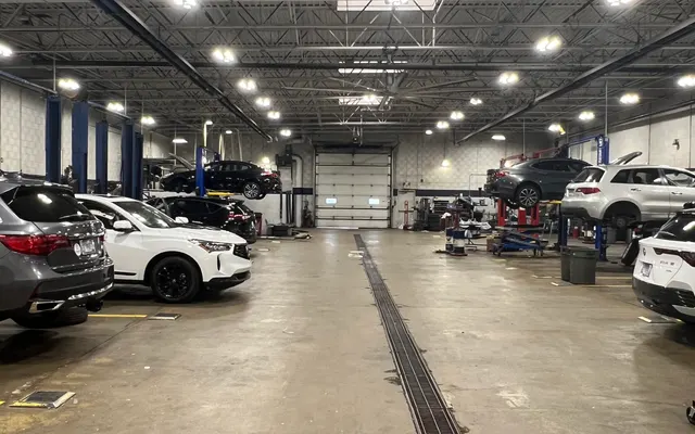 Photo of Arlington Acura in Palatine Service Center, an auto repair shop in Palatine, IL