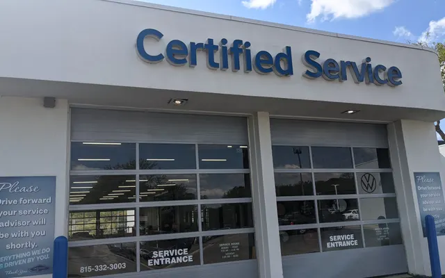 Photo of Lou Bachrodt Chevrolet Service Center, an auto repair shop in Rockford, IL